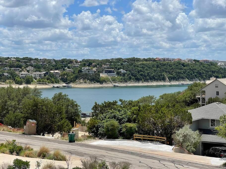 Lakeview Bungalow-Access To Lake, Pool, Gym, &Park Lago Vista 외부 사진